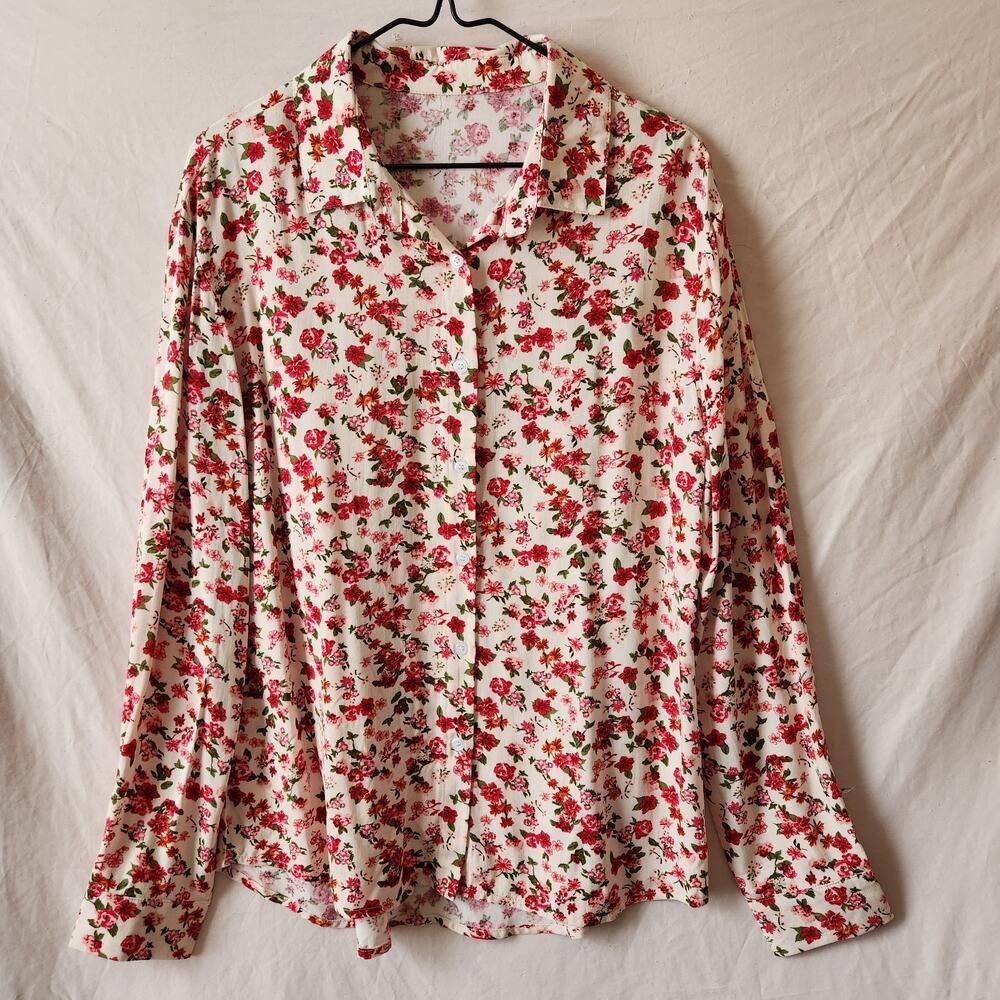Size Small Red Pink Mini Floral Soft Button Up Blouse Feminine Romantic Top - Picture 2 of 7